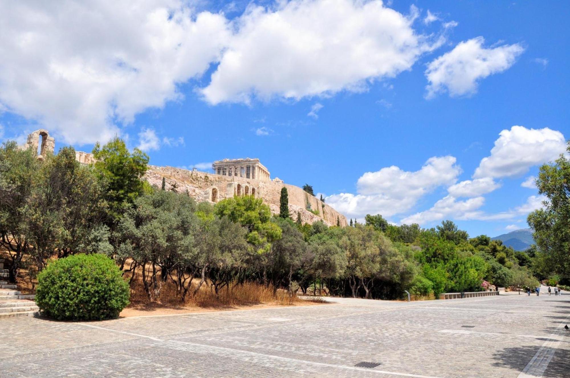 Elegant Under The Acropolis